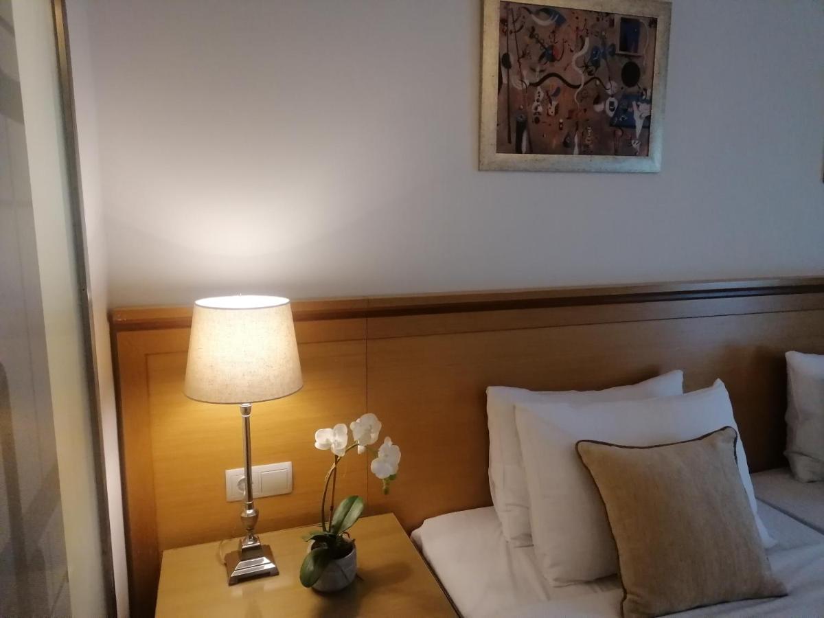 Hotel Alexandros Anchialos エクステリア 写真