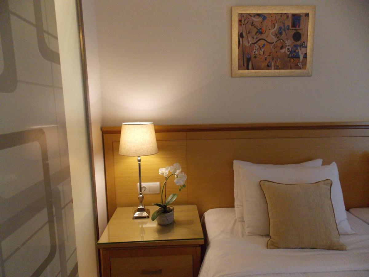 Hotel Alexandros Anchialos エクステリア 写真