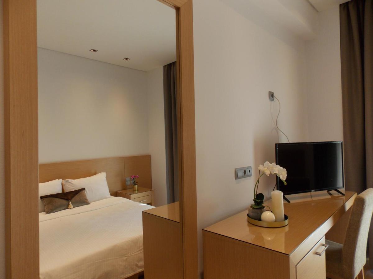 Hotel Alexandros Anchialos エクステリア 写真