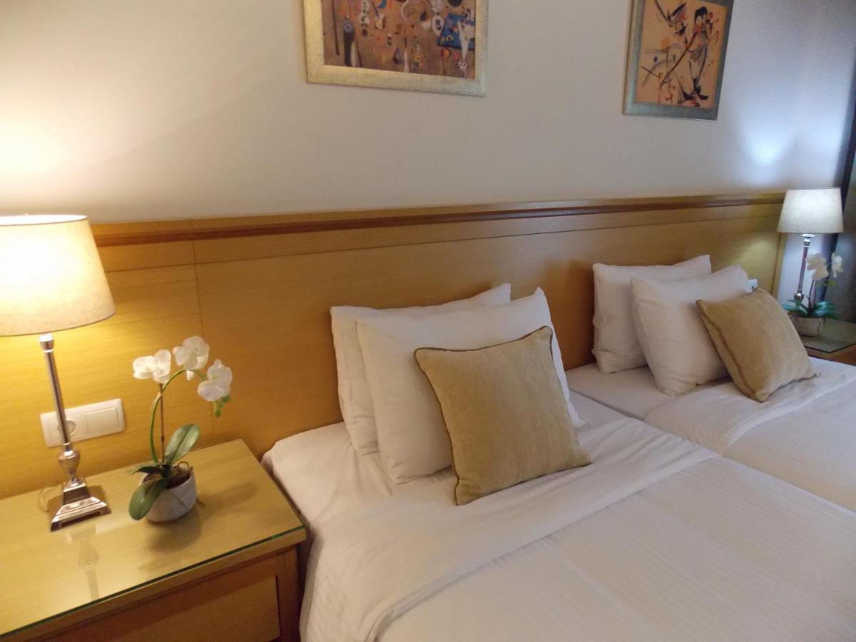 Hotel Alexandros Anchialos エクステリア 写真
