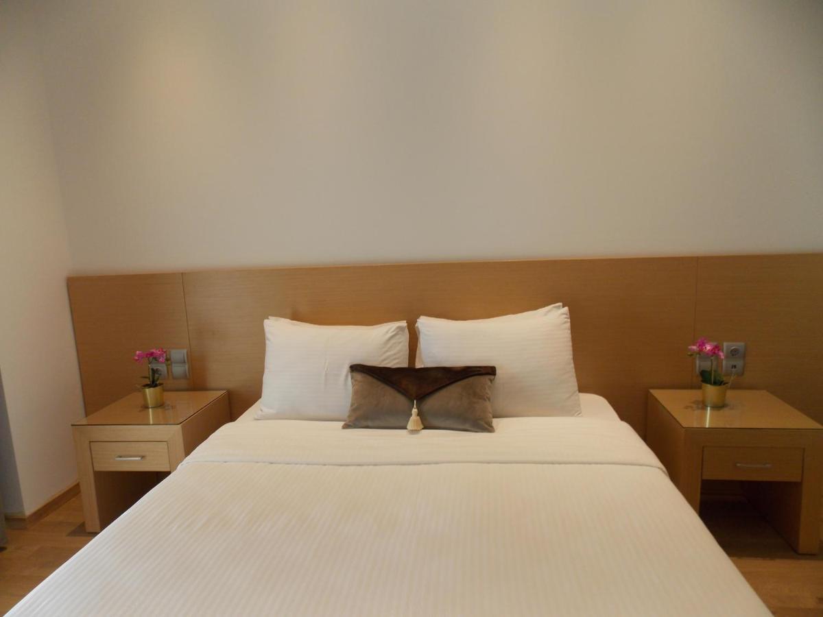 Hotel Alexandros Anchialos エクステリア 写真