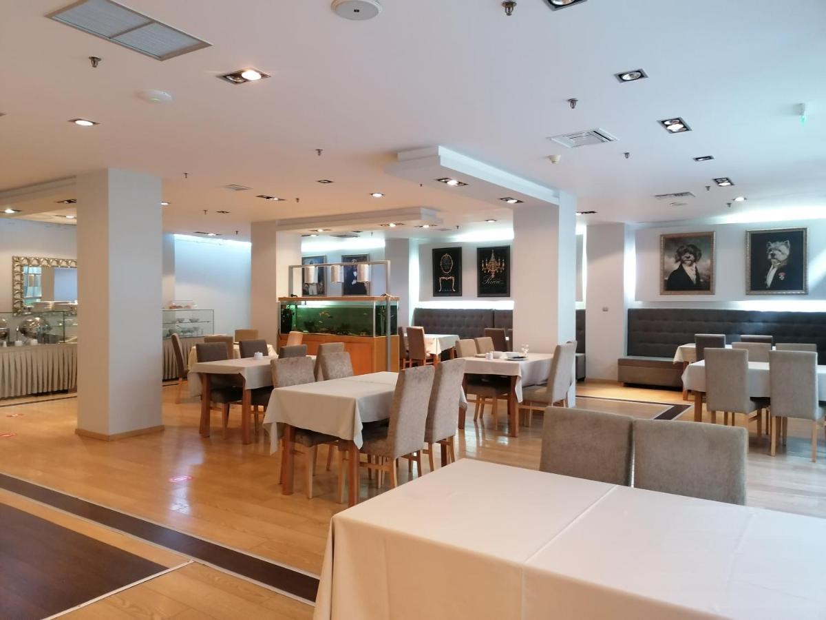 Hotel Alexandros Anchialos エクステリア 写真