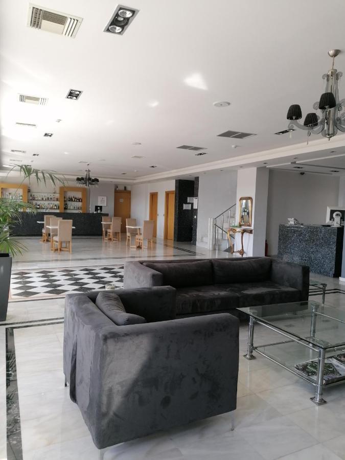 Hotel Alexandros Anchialos エクステリア 写真