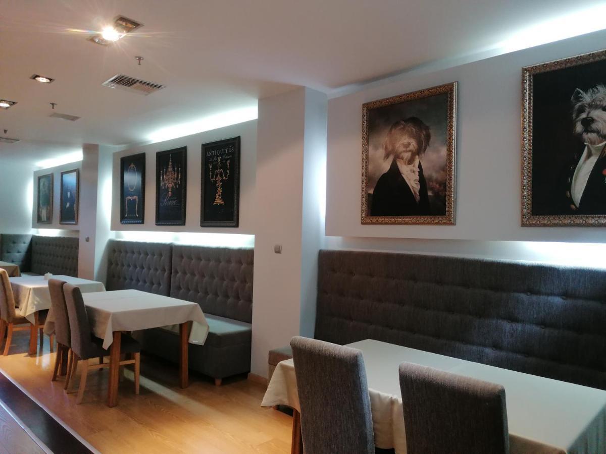Hotel Alexandros Anchialos エクステリア 写真