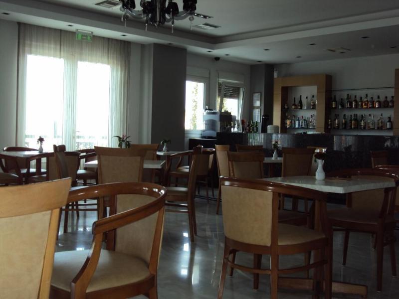 Hotel Alexandros Anchialos エクステリア 写真